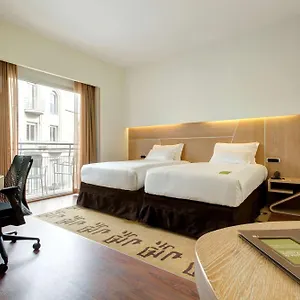 Hilton Garden Claridge Hotel