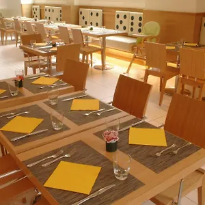 Western Globus Hotel