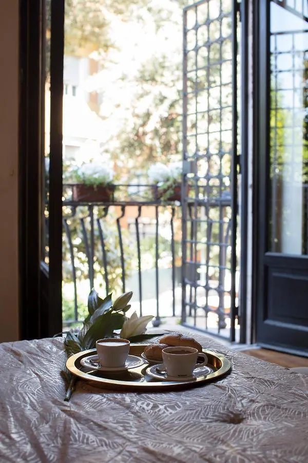Contessa Arrivabene Antica Dimora Bed & Breakfast Rome 2*,