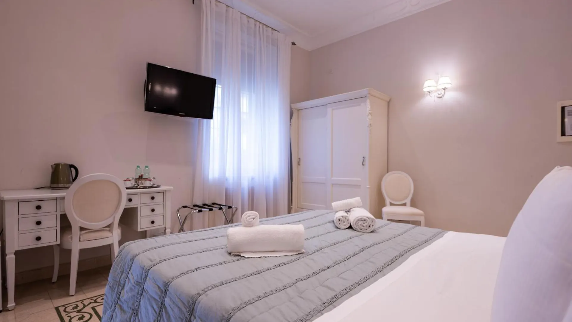 Contessa Arrivabene Antica Dimora Bed & Breakfast Rome