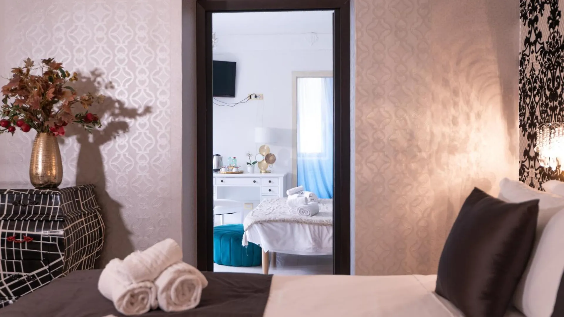 Contessa Arrivabene Antica Dimora Bed & Breakfast Rome Italy