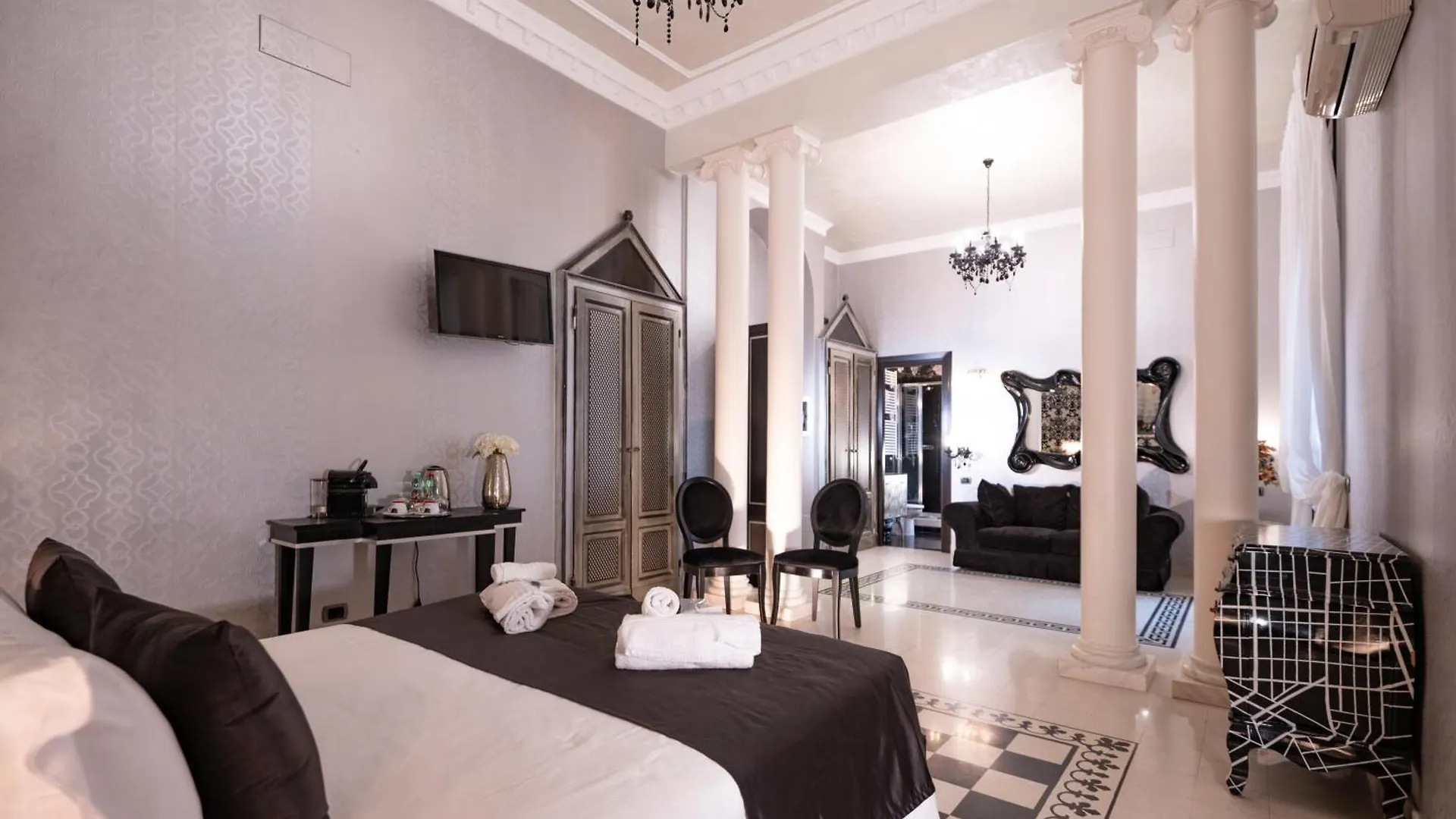 **  Contessa Arrivabene Antica Dimora Bed & Breakfast Rome Italy