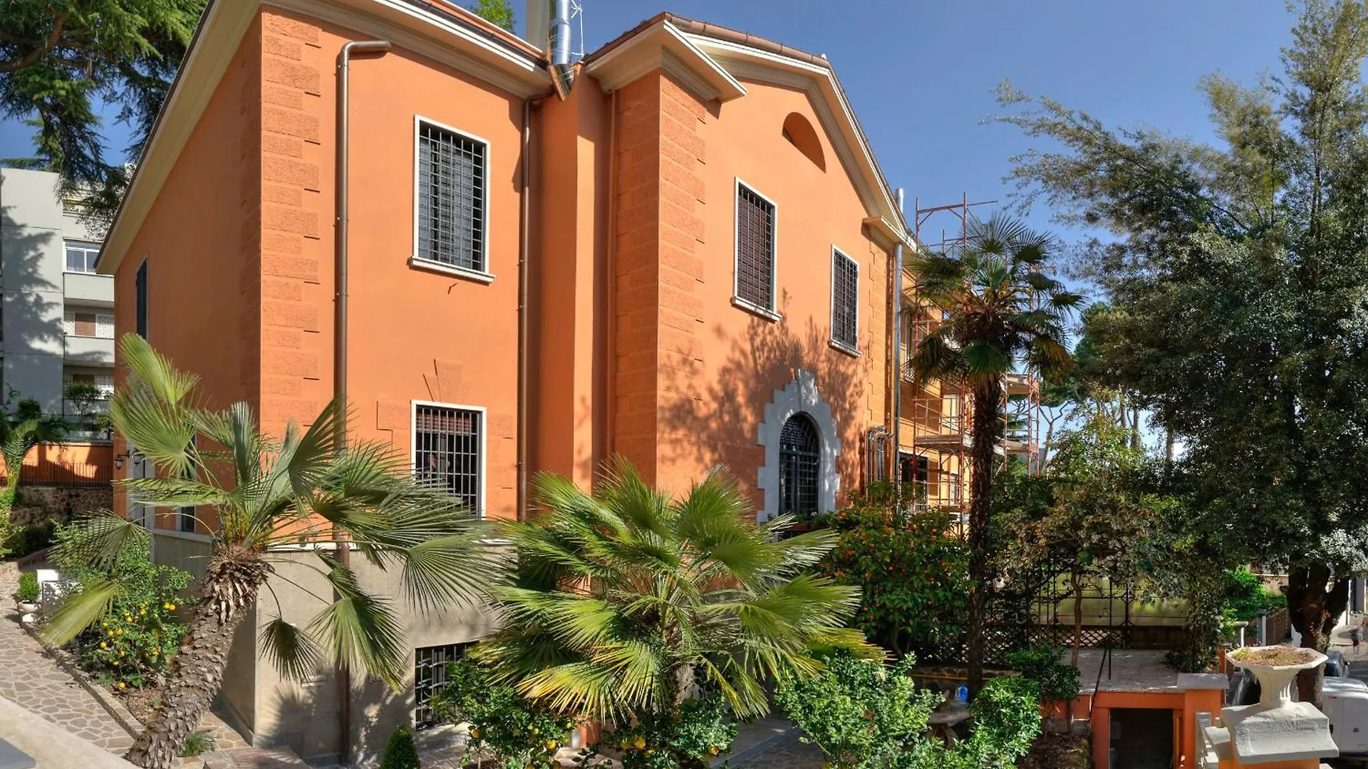 Contessa Arrivabene Antica Dimora Bed & Breakfast Rome Italy